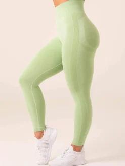 Women Ryderwear Evove eae egging