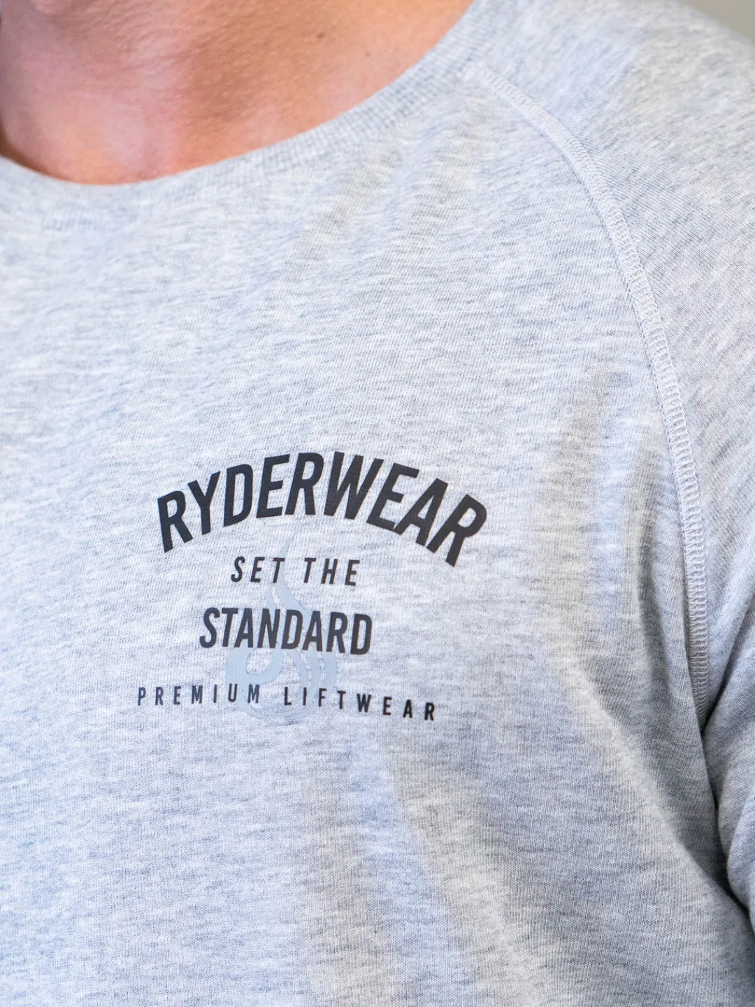 Ryderwear egacy Crewneck