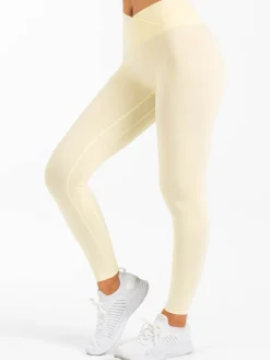 Women Ryderwear NKD Cro Wait Band egging