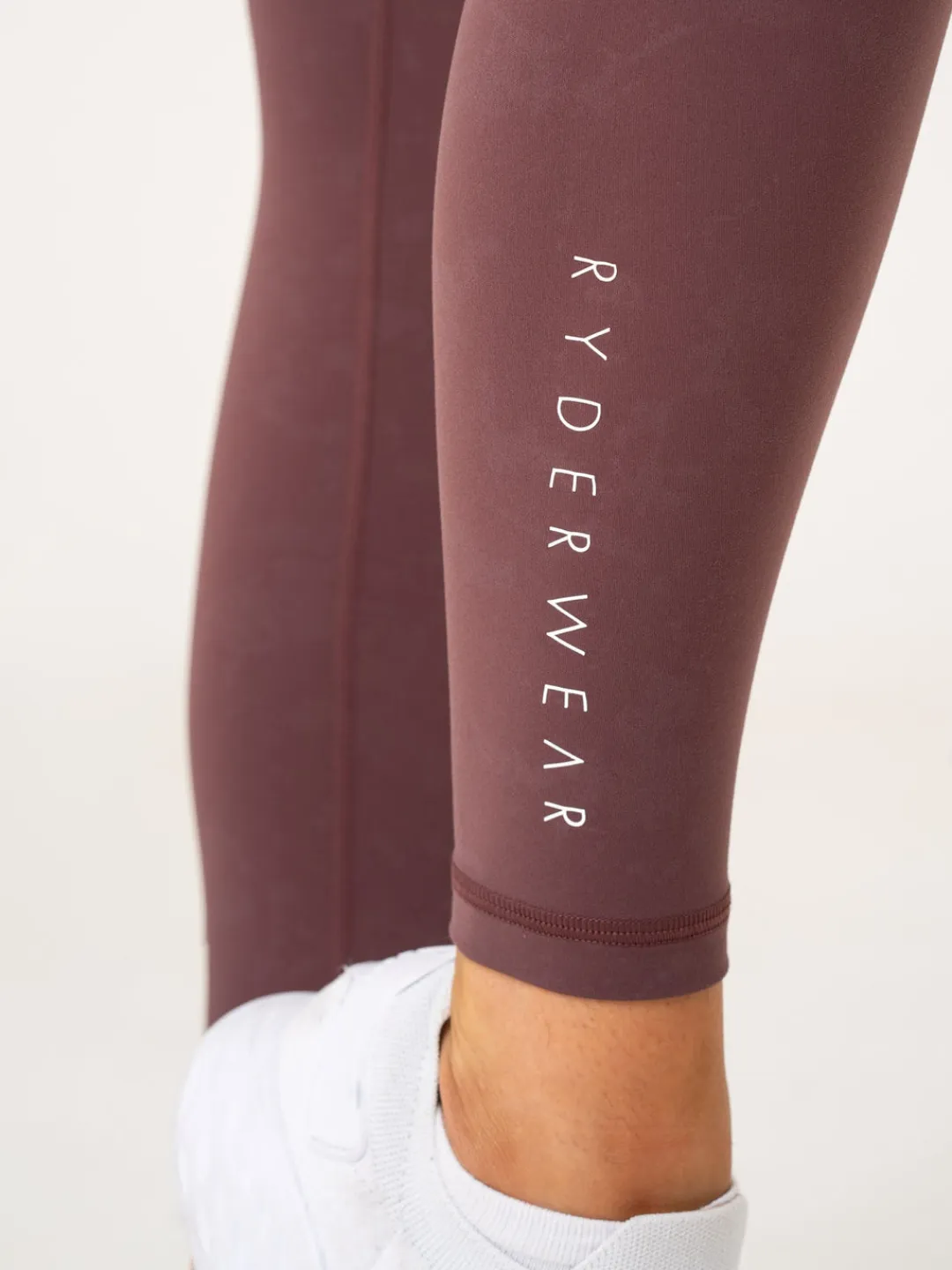 Women Ryderwear NKD tonewah V crunch egging