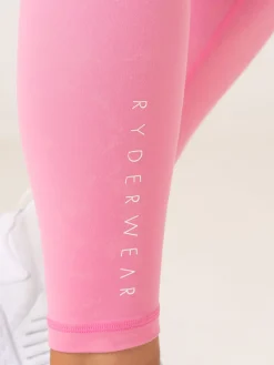 Women Ryderwear NKD tonewah V crunch egging
