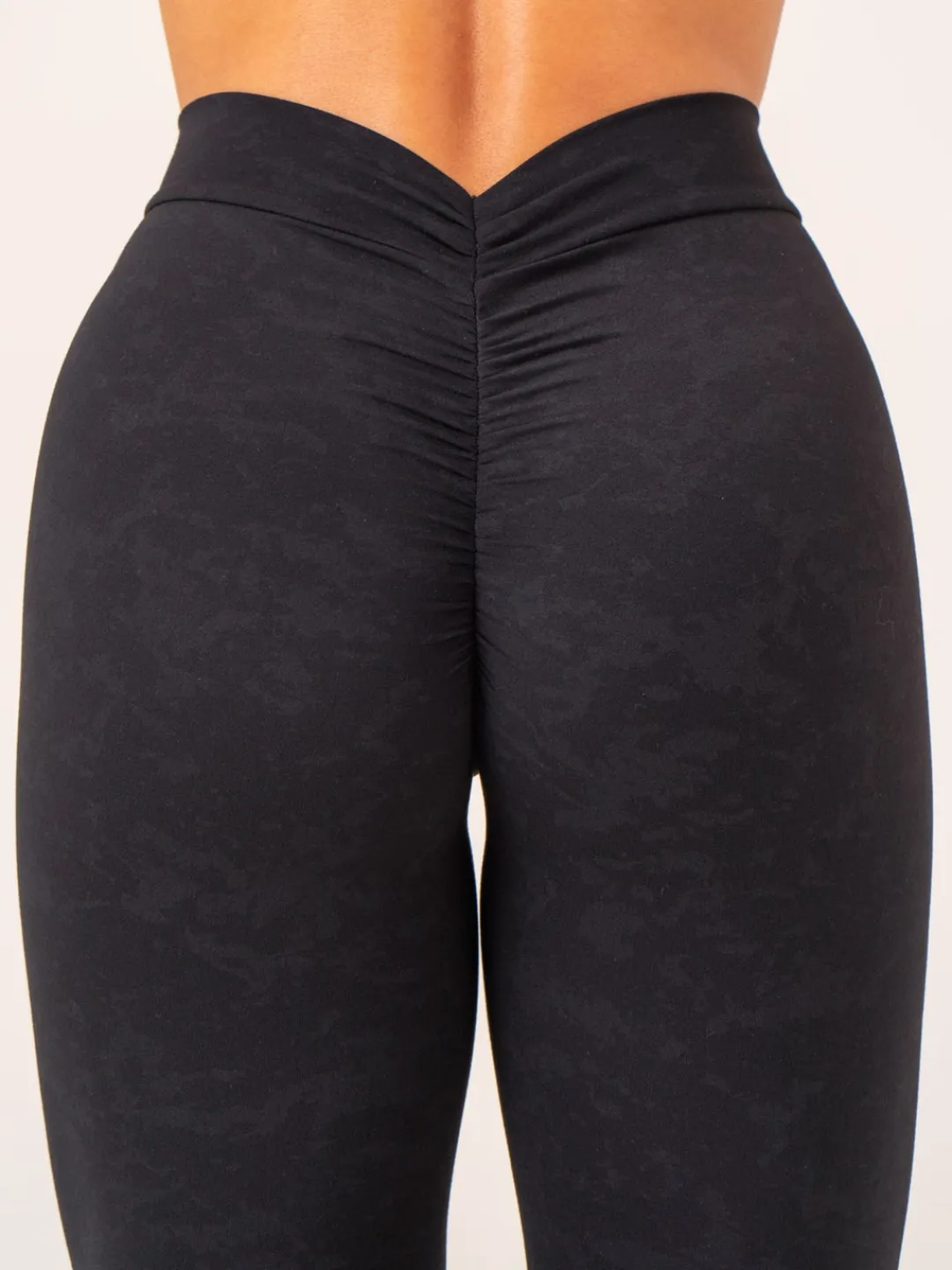 Women Ryderwear NKD tonewah V crunch egging