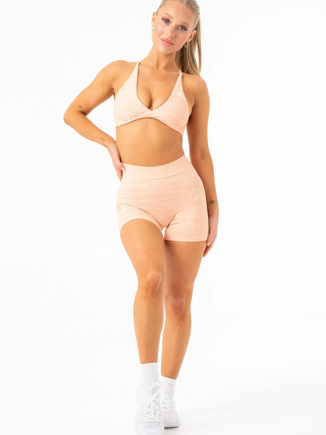 Women Ryderwear NKD V crunch hort