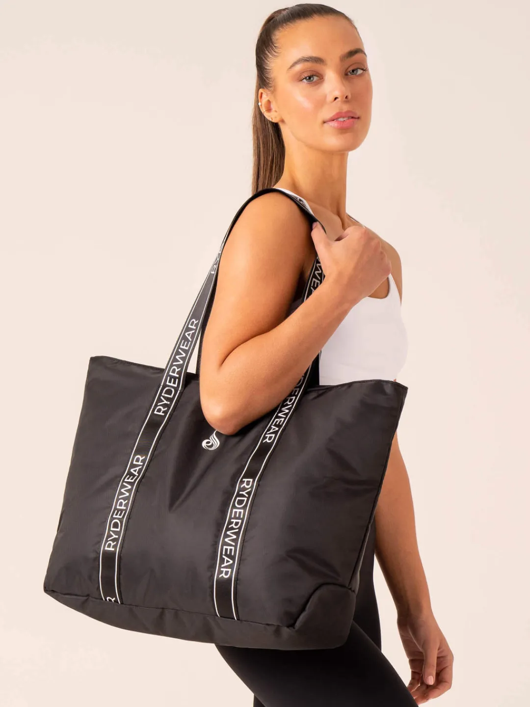 Women Ryderwear On The Go Tote Bag