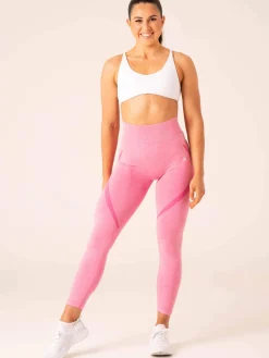 Women Ryderwear tape eae egging