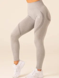 Women Ryderwear tape eae egging