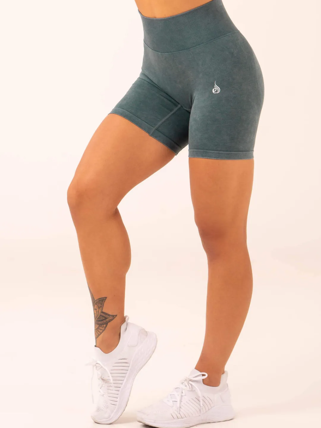 Women Ryderwear tonewah crunch eae hort