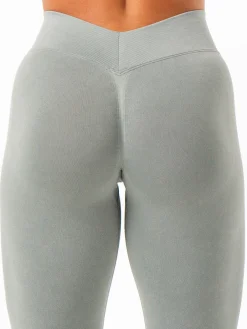 Women Ryderwear tonewah eae V Back egging