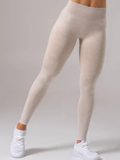 Women Ryderwear tonewah eae V Back egging