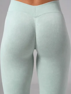 Women Ryderwear tonewah eae V Back egging