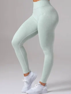 Women Ryderwear tonewah eae V Back egging